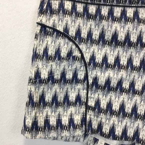 Anthro Cartonnier Larimar Ikart Pattern Shorts - Picture 3 of 11